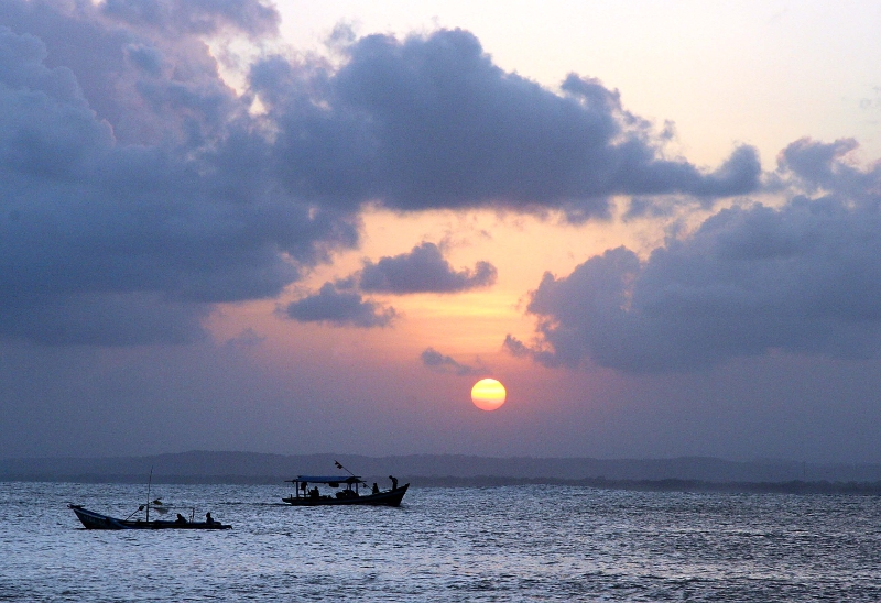 Sunset, Kuta Indonesia.jpg